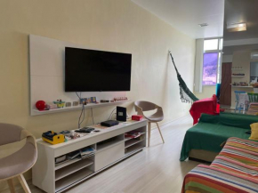 Lindo apartamento de dois quartos em Copacabana